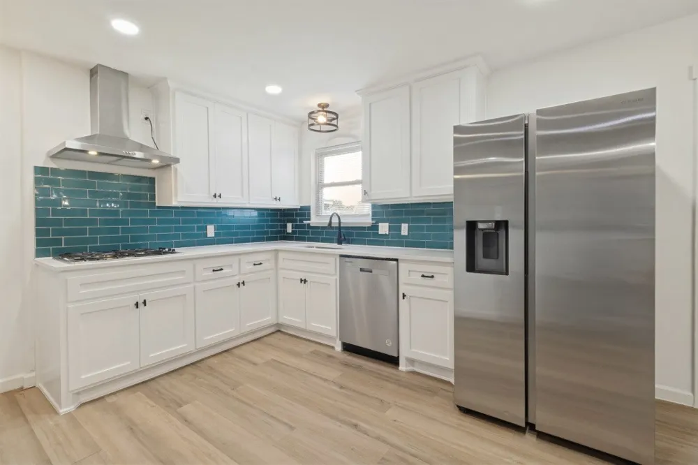 1911 El Capitan Drive Dallas, TX 75228