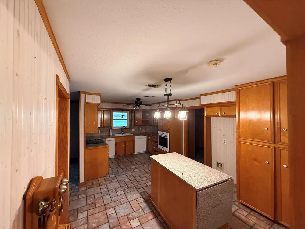 2947 Turtle Creek Drive Wharton, TX 77488