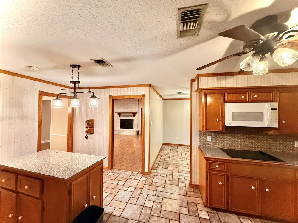 2947 Turtle Creek Drive Wharton, TX 77488
