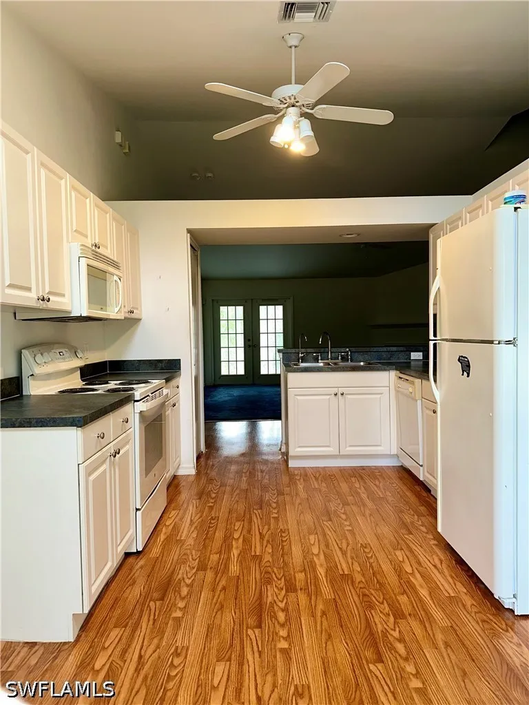 45th Avenue NE Naples, FL 34120