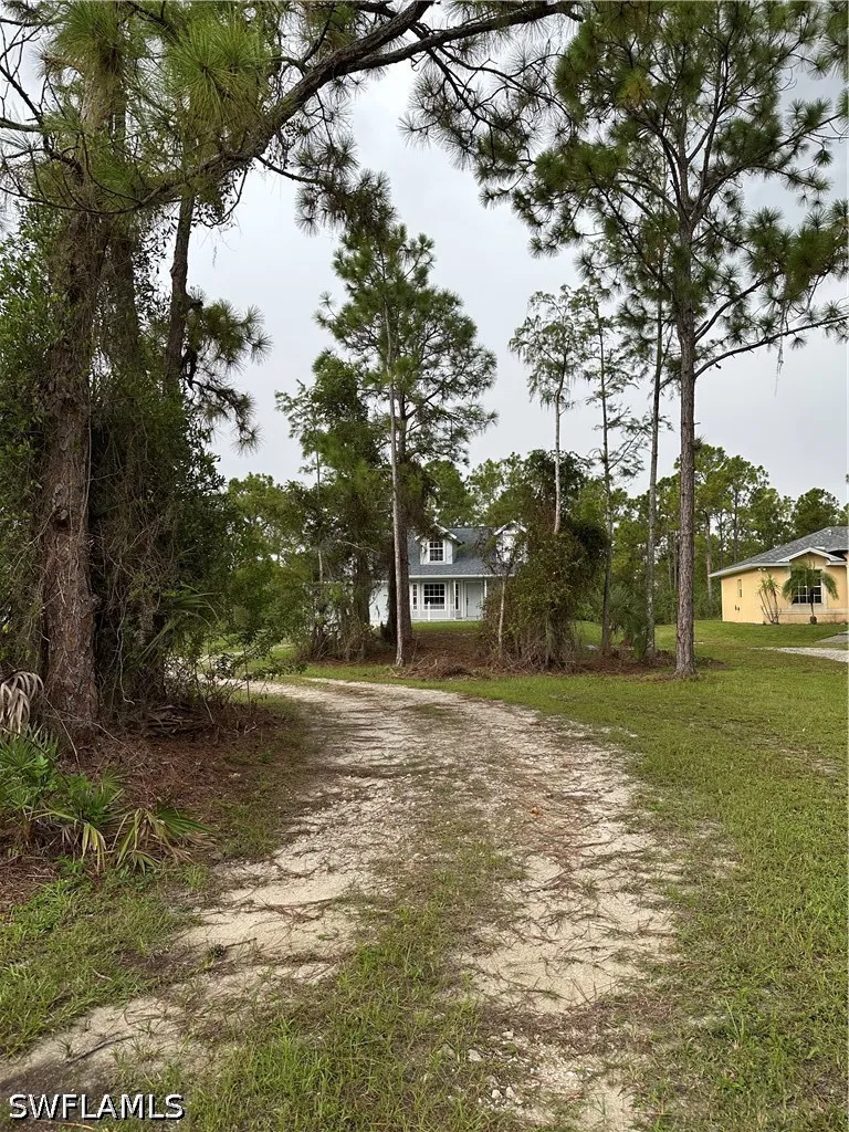 45th Avenue NE Naples, FL 34120