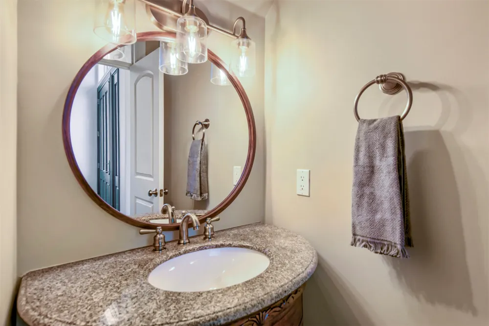 220 Clubhouse Drive Lakeway, TX 78734