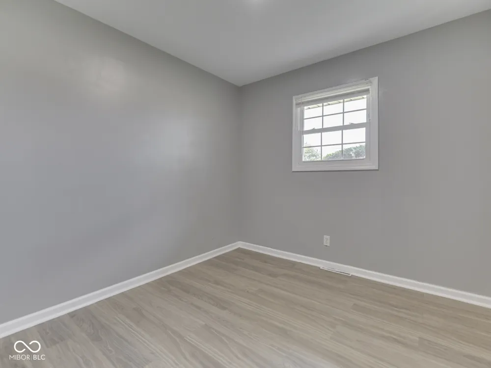 4051 400 ROAD W Bargersville, IN 46106