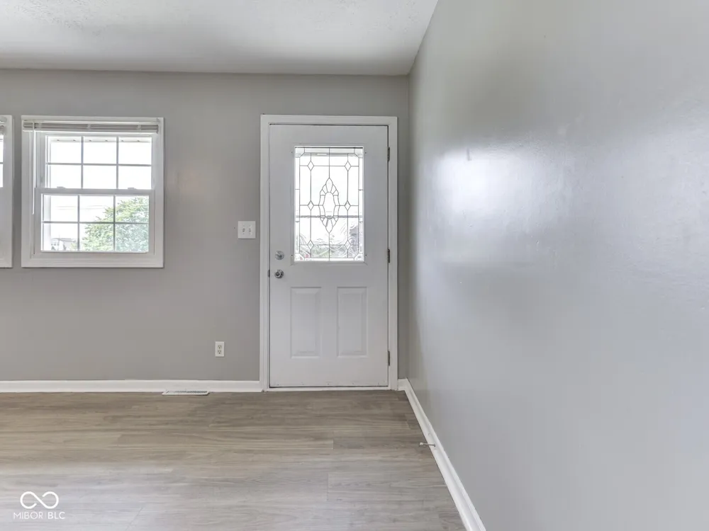 4051 400 ROAD W Bargersville, IN 46106