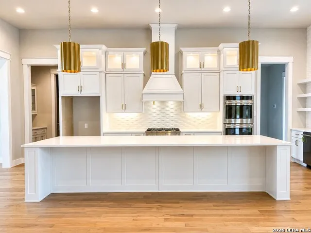 611 Parkview Pl Canyon Lake, TX 78133
