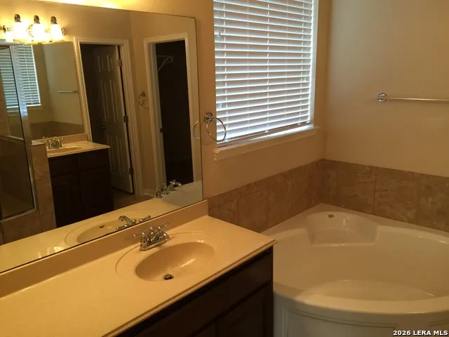 3206 BRISCOE TRL San Antonio, TX 78253