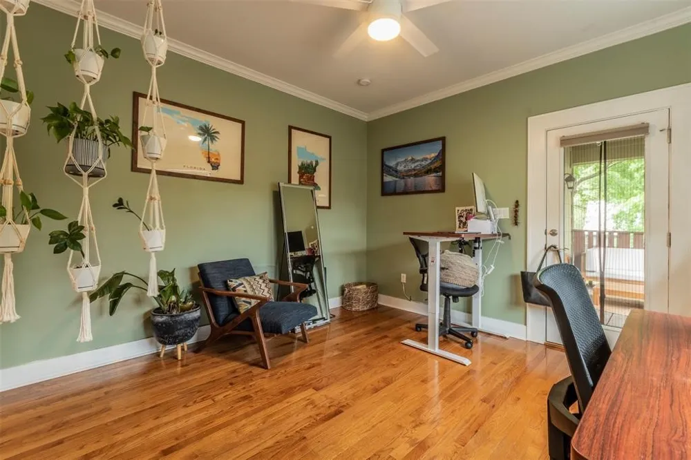 2415 Durwood Street #B Austin, TX 78704