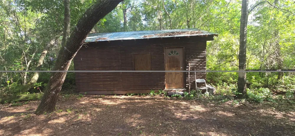 407 RAULERSON ROAD Seville, FL 32190