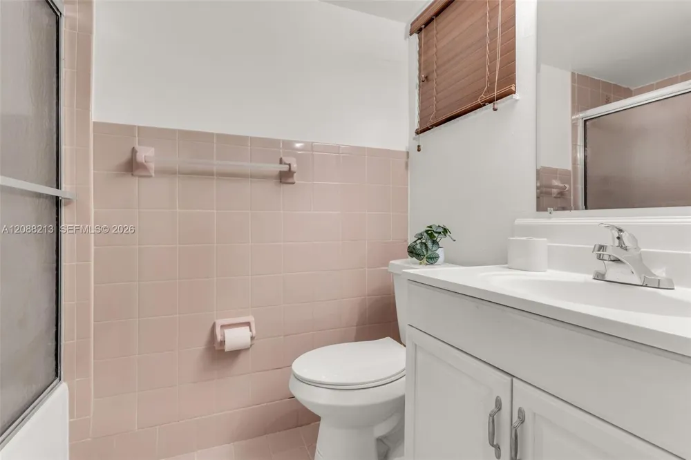 210 Fontainebleau Blvd #410 Miami, FL 33172