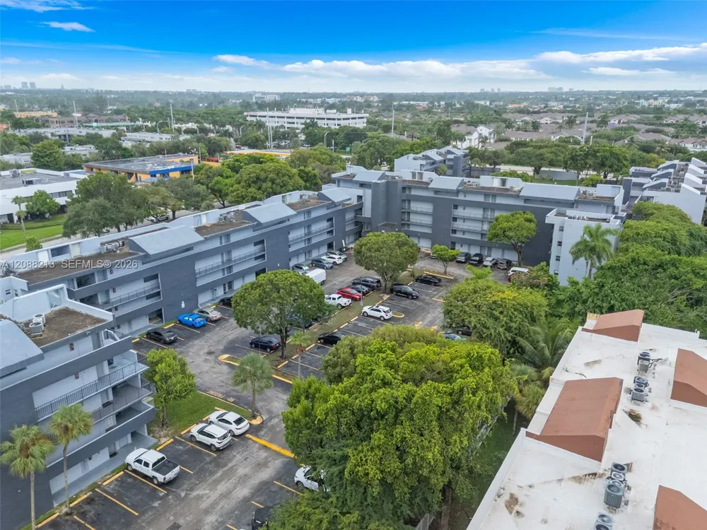 210 Fontainebleau Blvd #410 Miami, FL 33172