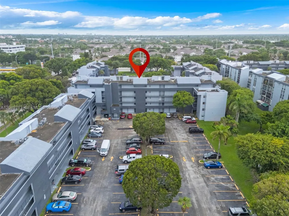210 Fontainebleau Blvd #410 Miami, FL 33172
