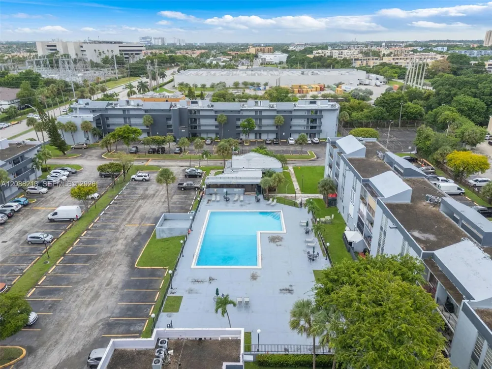 210 Fontainebleau Blvd #410 Miami, FL 33172