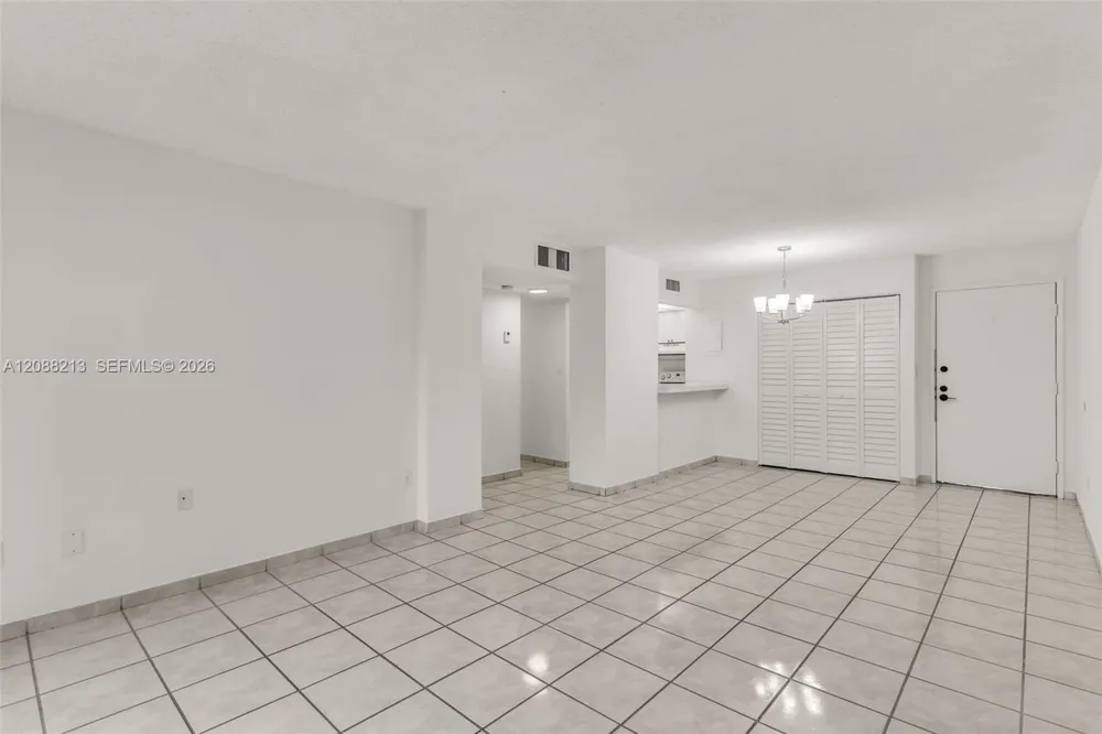 210 Fontainebleau Blvd #410 Miami, FL 33172