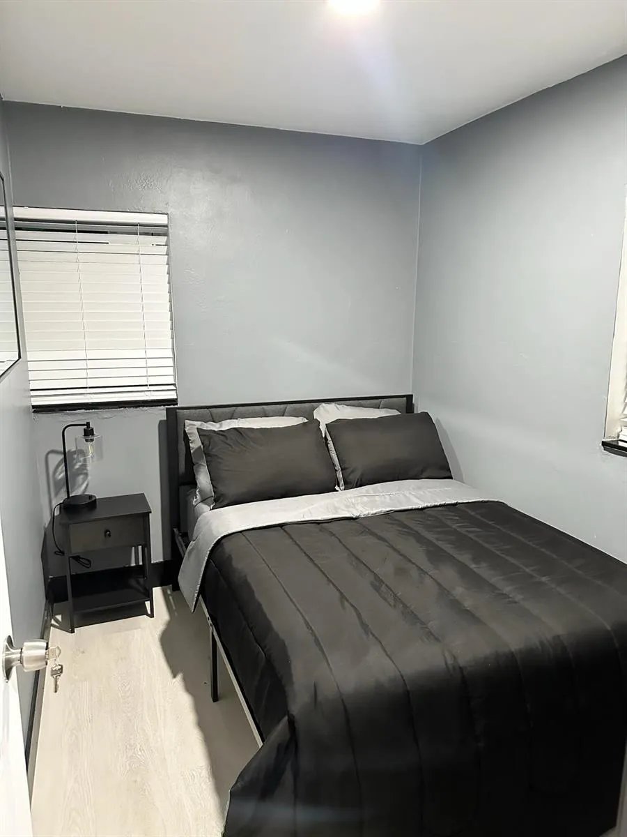 1010 SW 30th Street Fort Lauderdale, FL 33315
