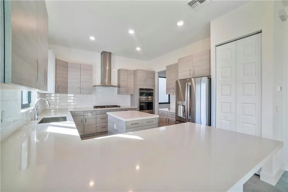 10870 OCEANO WAY Parkland, FL 33076