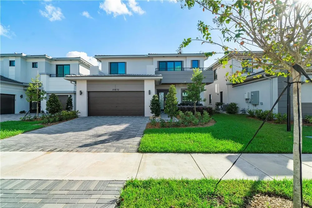 10870 OCEANO WAY Parkland, FL 33076