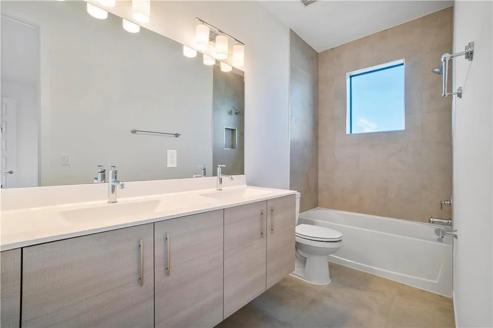 10870 OCEANO WAY Parkland, FL 33076