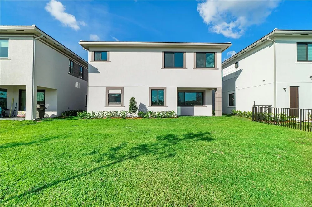 10870 OCEANO WAY Parkland, FL 33076