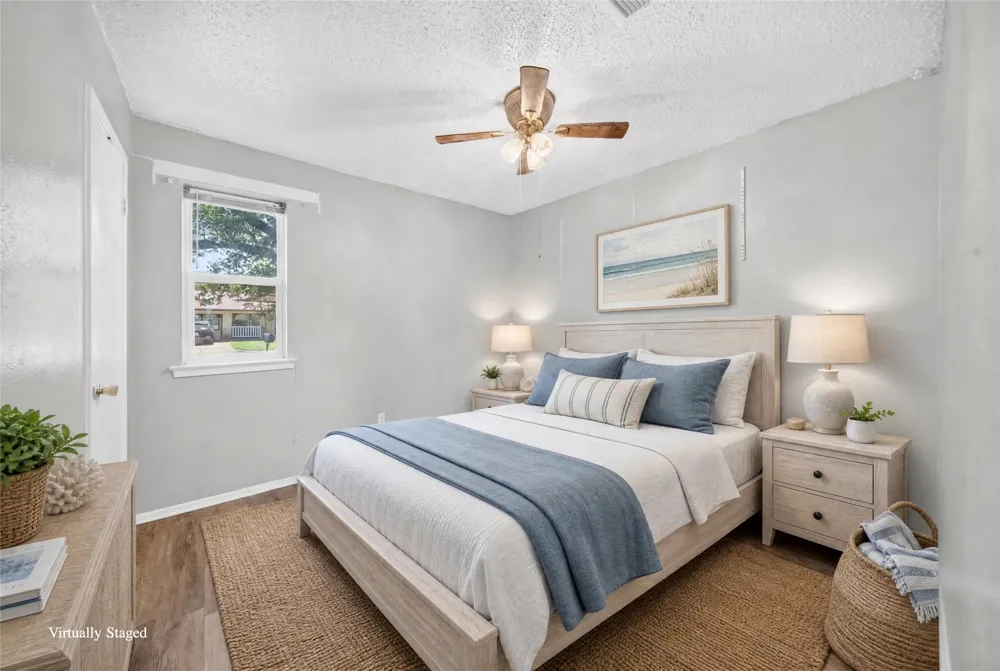 2461 Lisa Street Grand Prairie, TX 75051