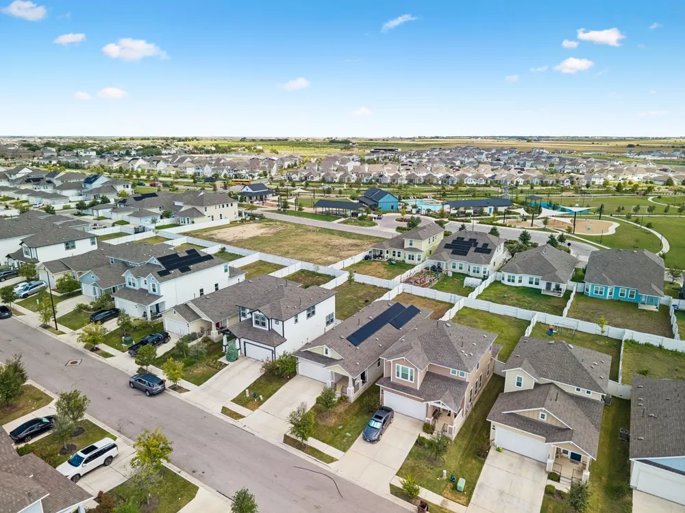 164 Appleberry Lane Elgin, TX 78621