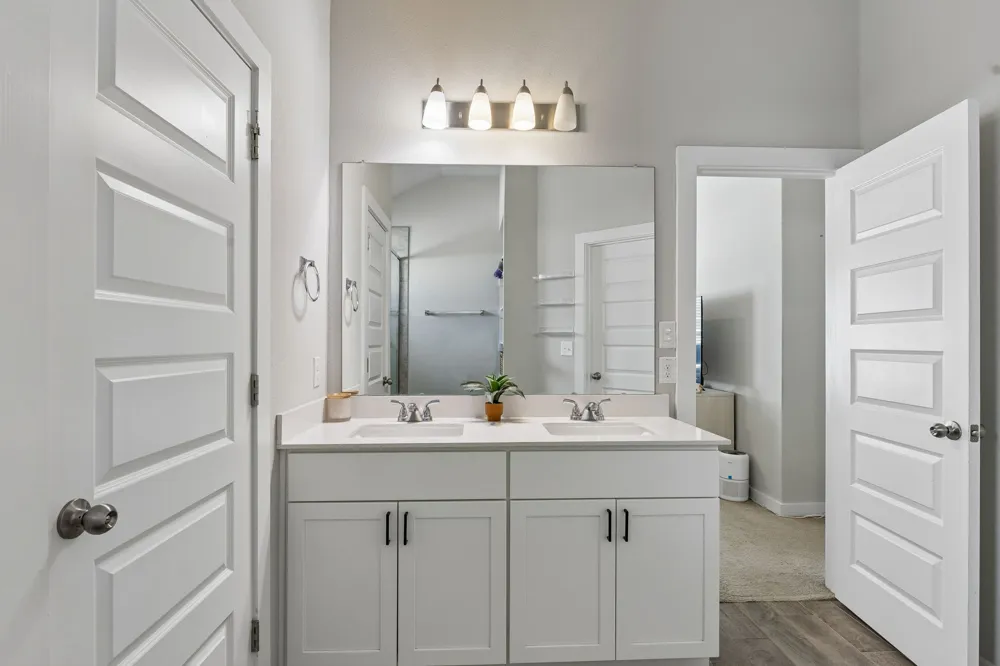 164 Appleberry Lane Elgin, TX 78621