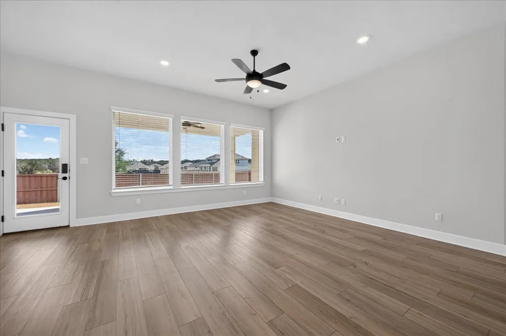 105 Lantana Cove Bastrop, TX 78602