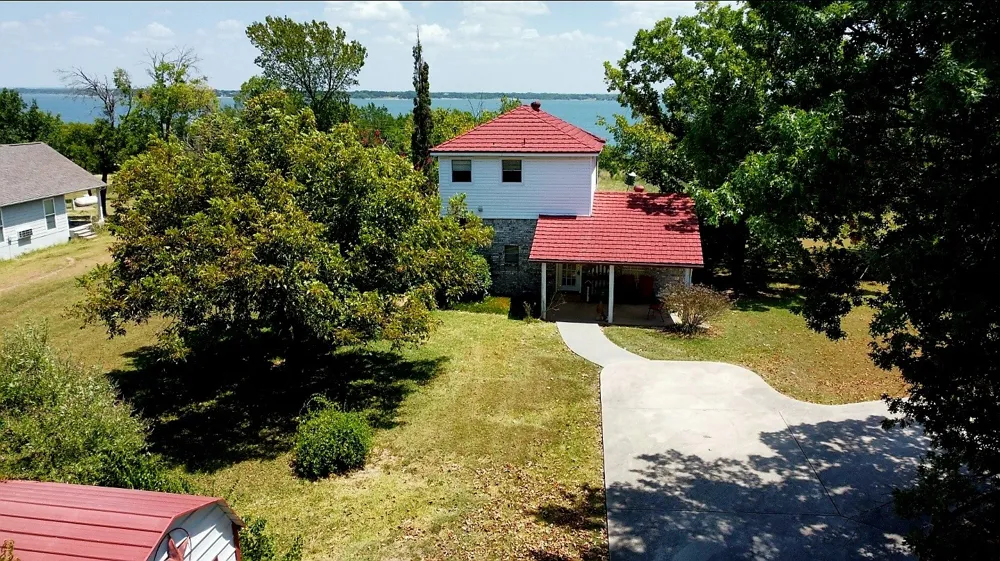 4449 County Road 895 Princeton, TX 75407
