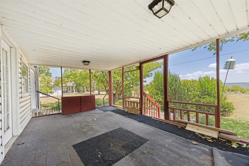 4449 County Road 895 Princeton, TX 75407
