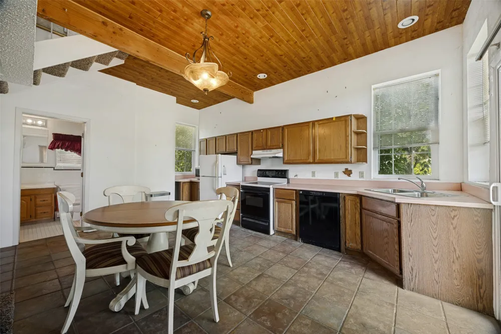 4449 County Road 895 Princeton, TX 75407