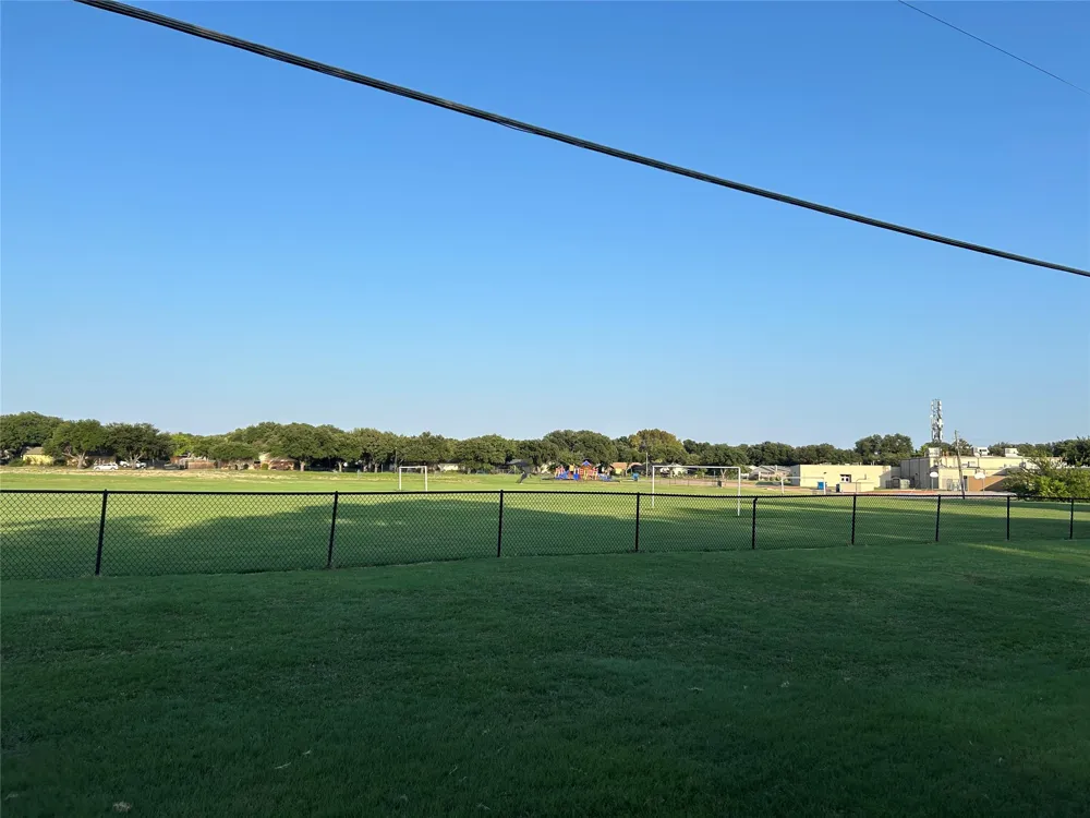 3824 Wagonwheel Court Plano, TX 75023