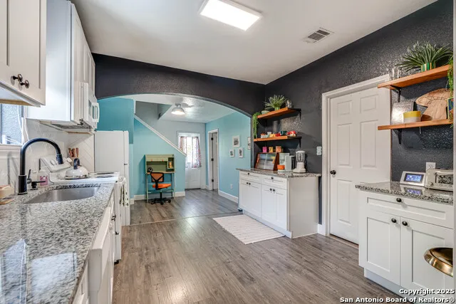 1505 W Craig Pl San Antonio, TX 78201