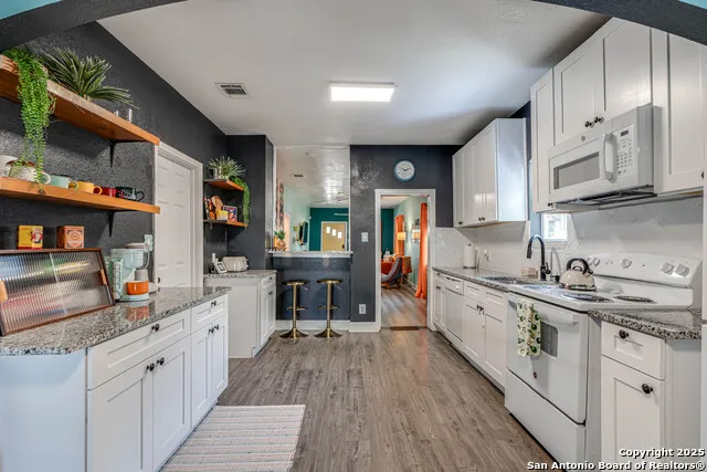 1505 W Craig Pl San Antonio, TX 78201
