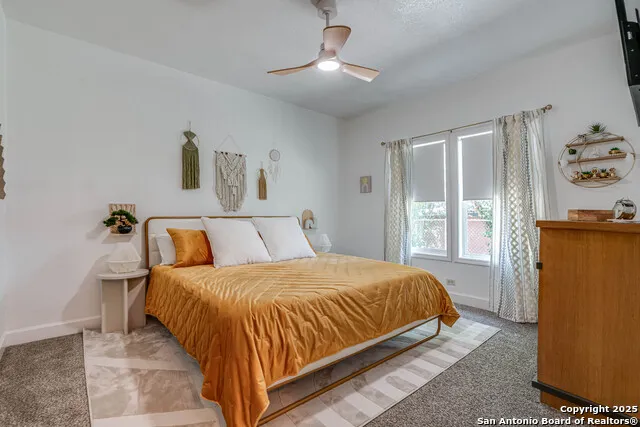 1505 W Craig Pl San Antonio, TX 78201