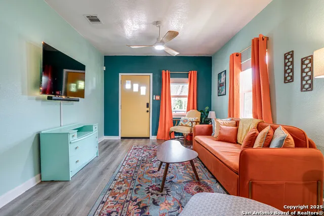 1505 W Craig Pl San Antonio, TX 78201