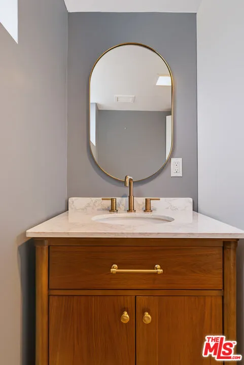 7309 Franklin Avenue Los Angeles, CA 90046