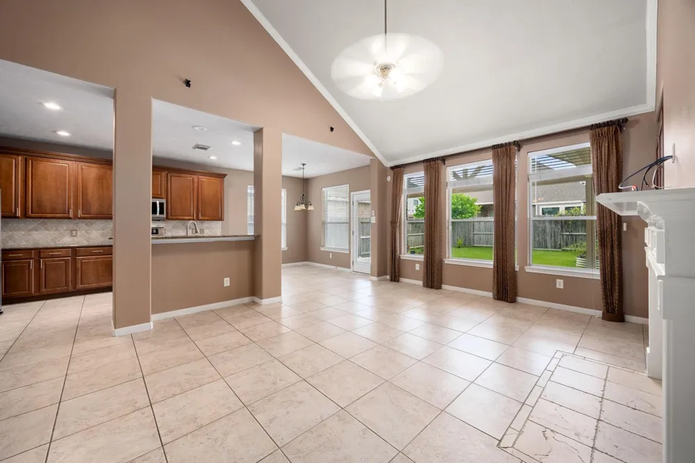 4526 Countrypines Drive Spring, TX 77388