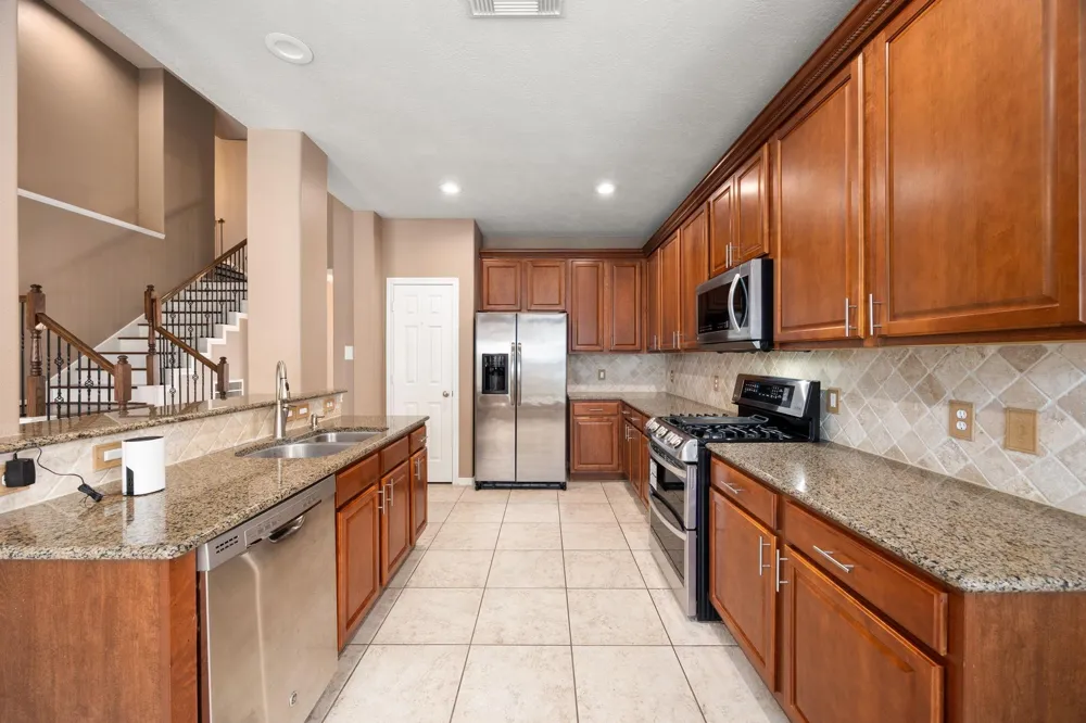 4526 Countrypines Drive Spring, TX 77388