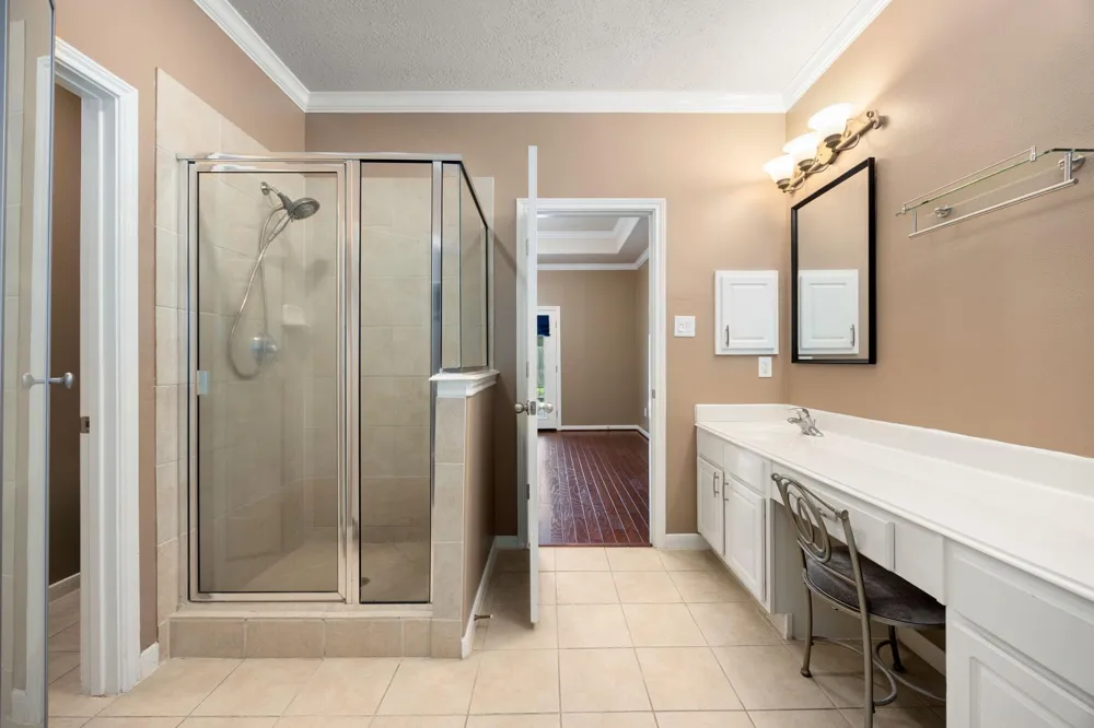 4526 Countrypines Drive Spring, TX 77388
