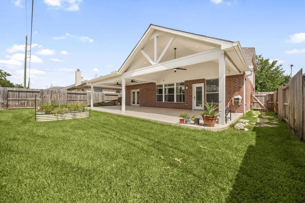 4526 Countrypines Drive Spring, TX 77388