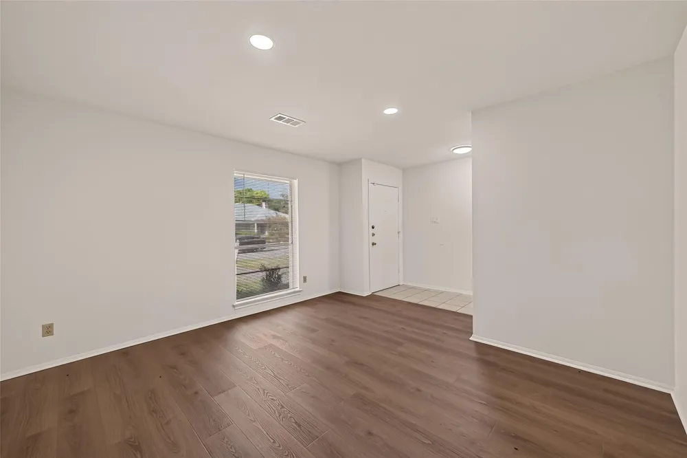 8807 Langdon Lane Houston, TX 77036