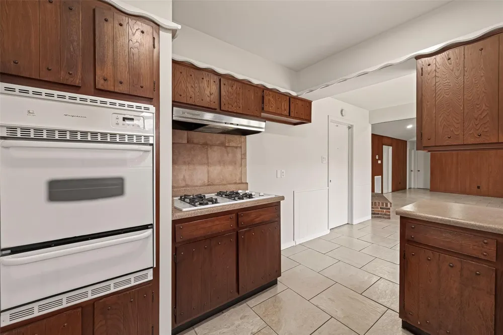 8807 Langdon Lane Houston, TX 77036