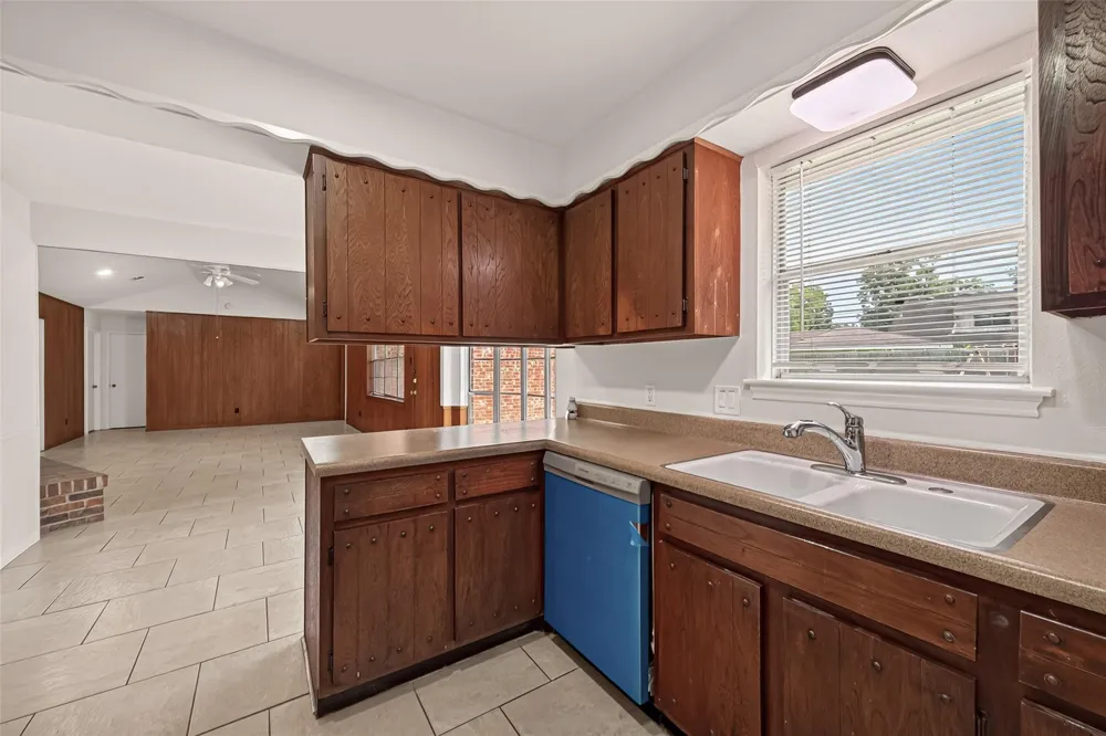 8807 Langdon Lane Houston, TX 77036