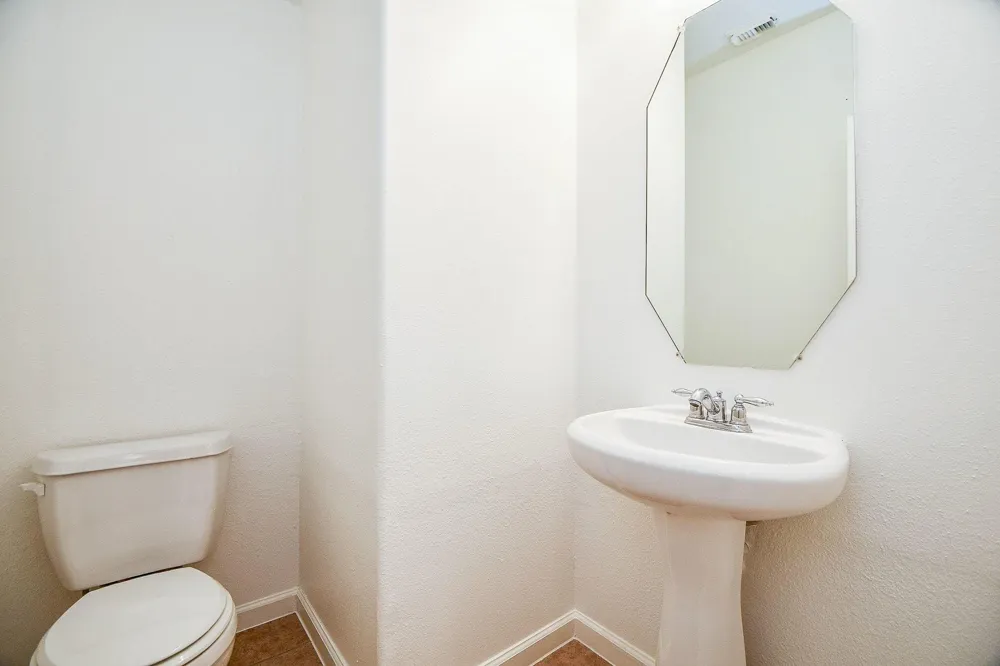 6011 Shadow Isle Lane Houston, TX 77084