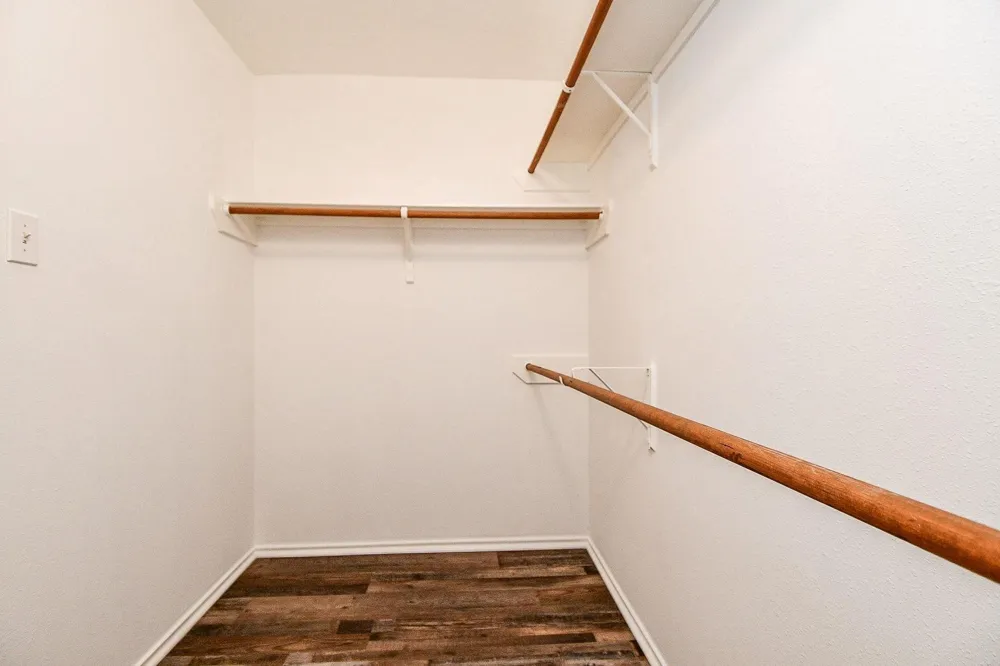 6011 Shadow Isle Lane Houston, TX 77084