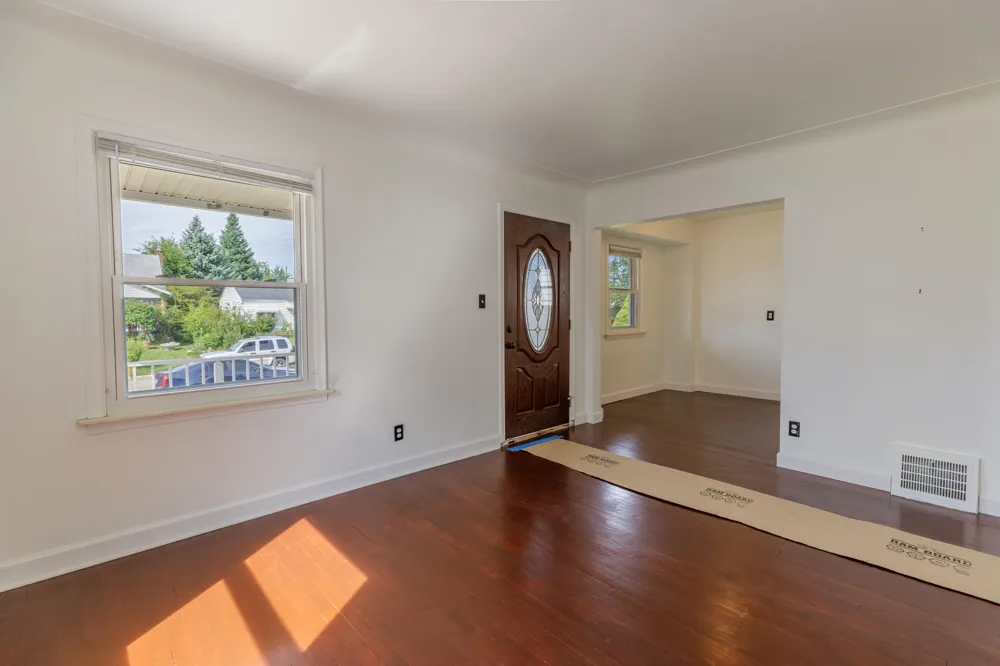 4127 Winifred Street Wayne, MI 48184