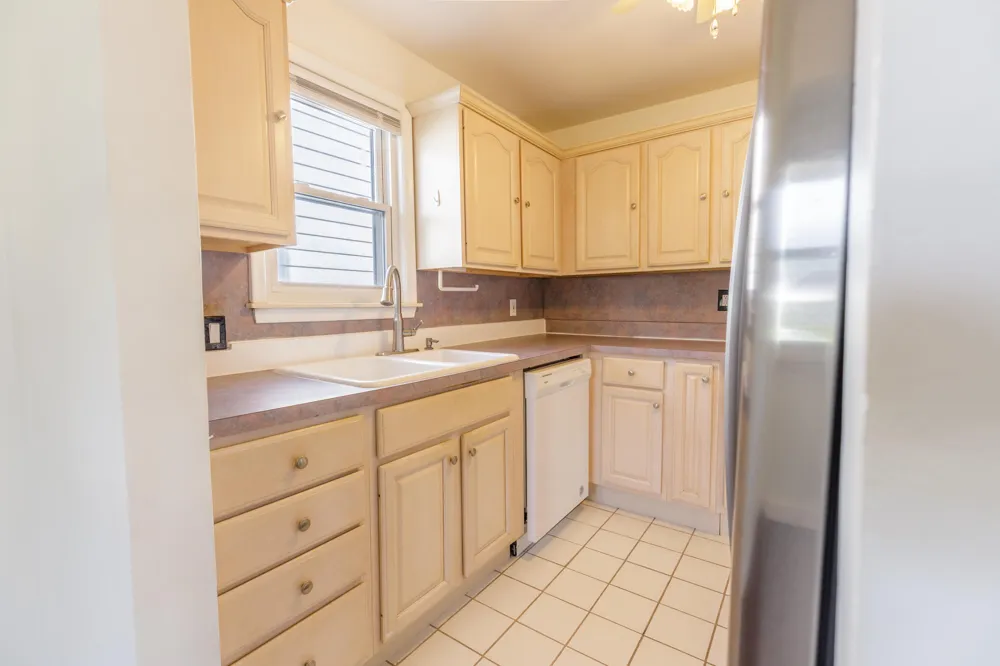 4127 Winifred Street Wayne, MI 48184