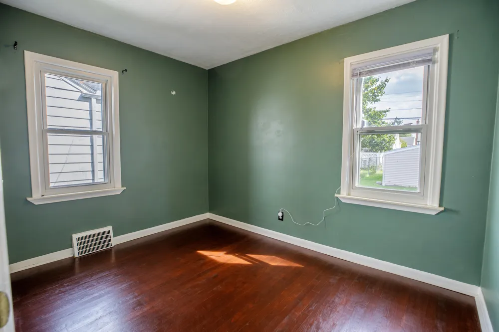 4127 Winifred Street Wayne, MI 48184