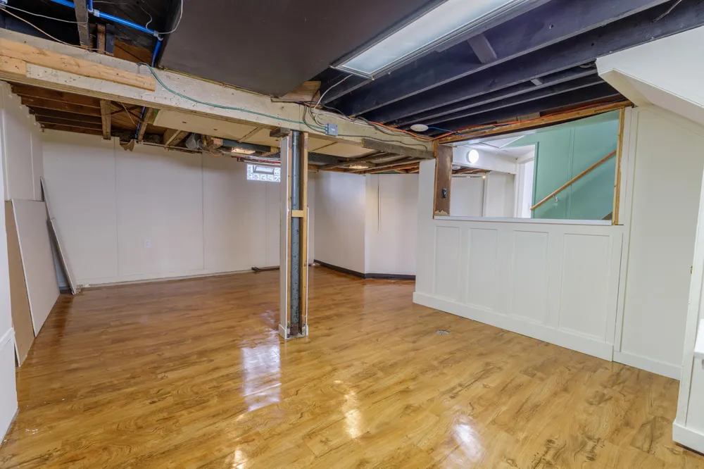 4127 Winifred Street Wayne, MI 48184