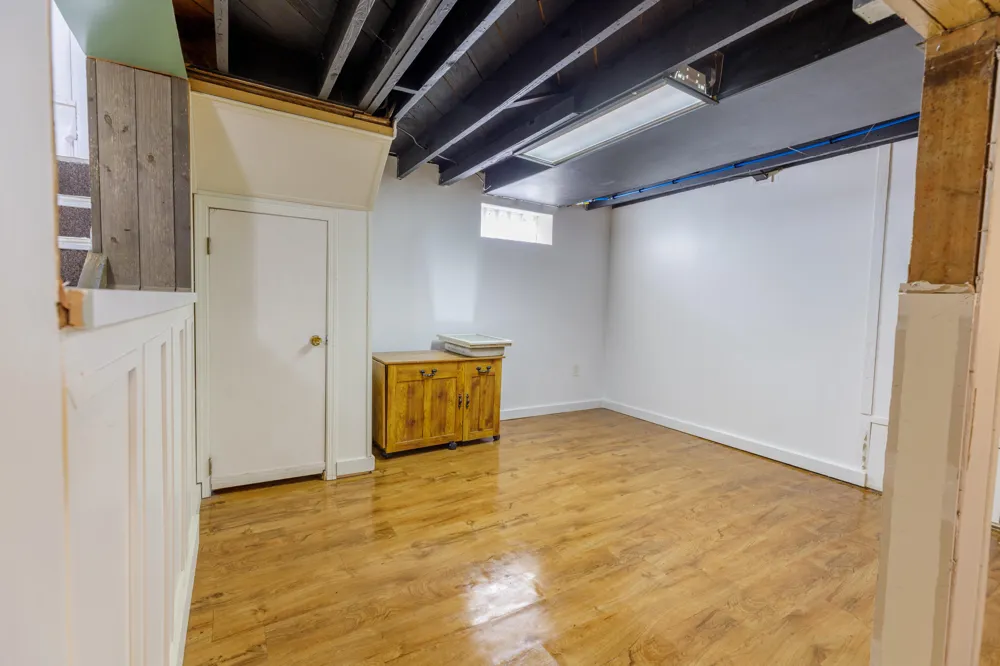 4127 Winifred Street Wayne, MI 48184