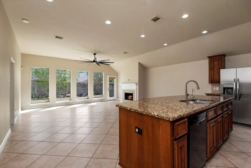 26886 Treasures Ridge Drive Kingwood, TX 77339